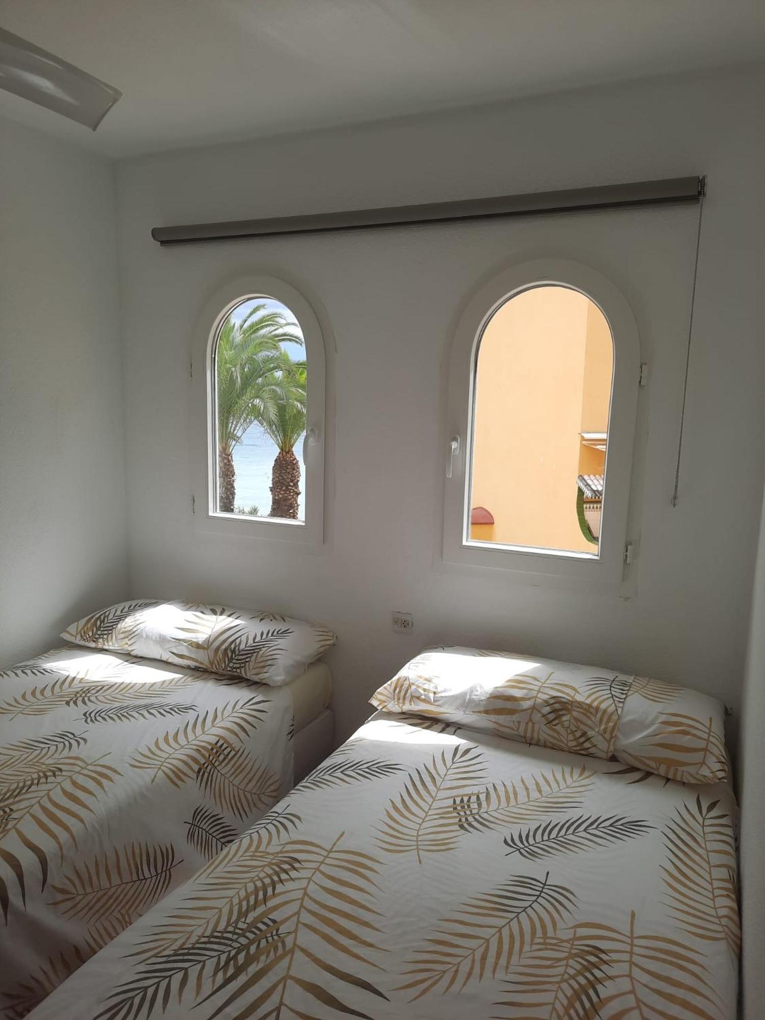 Bungalow Alkabir Playa El Campello Luaran gambar