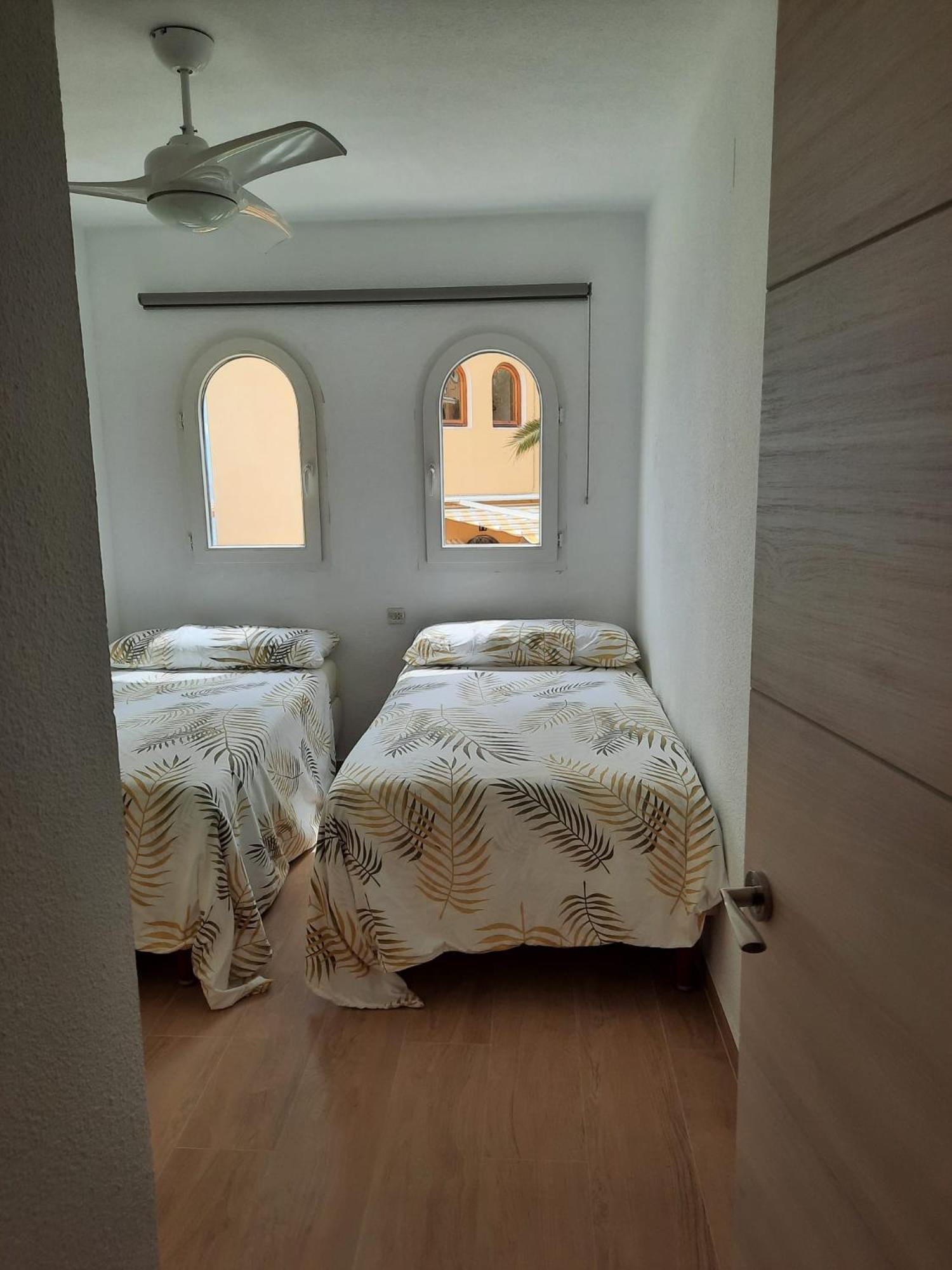 Bungalow Alkabir Playa El Campello Luaran gambar