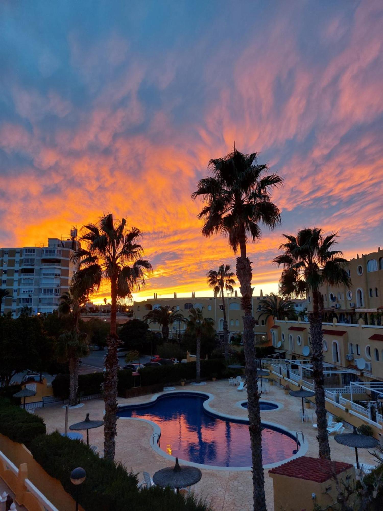 Bungalow Alkabir Playa El Campello Bilik gambar